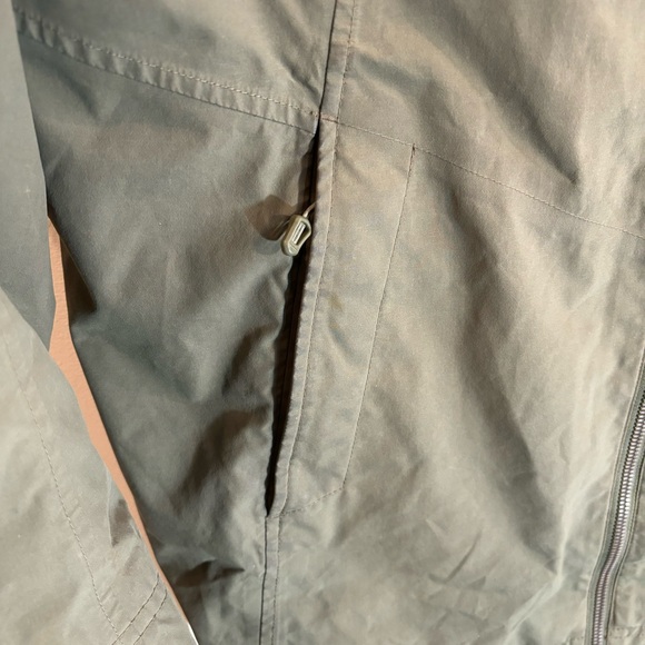 MARMOT Sz L Rain Coat Parka Olive with Purple Lining Retractable Hood Pockets - Picture 3 of 9